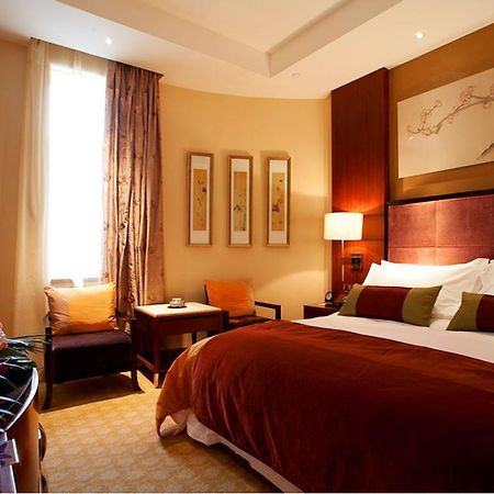 Celebrity City Hotel Чънду Екстериор снимка