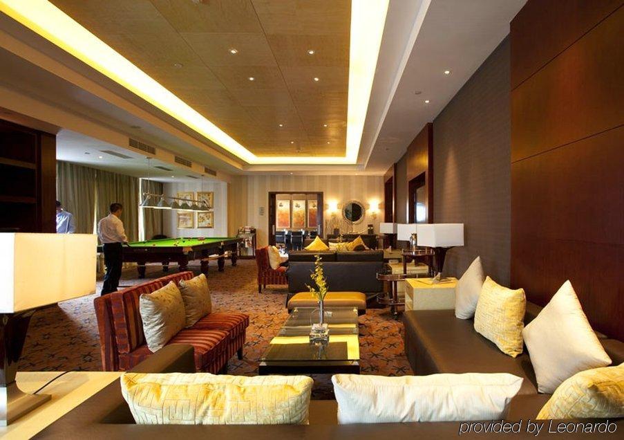 Celebrity City Hotel Чънду Ресторант снимка