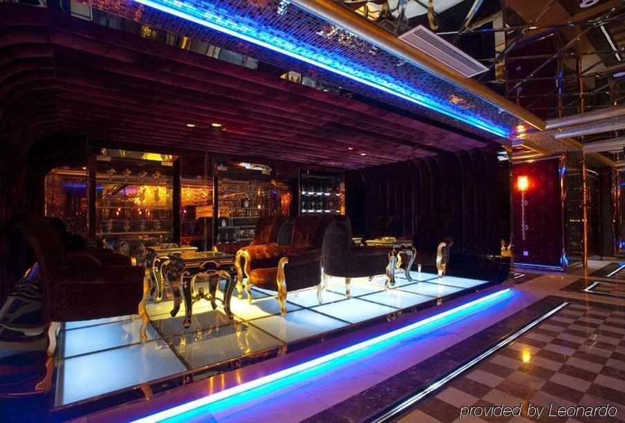 Celebrity City Hotel Чънду Интериор снимка